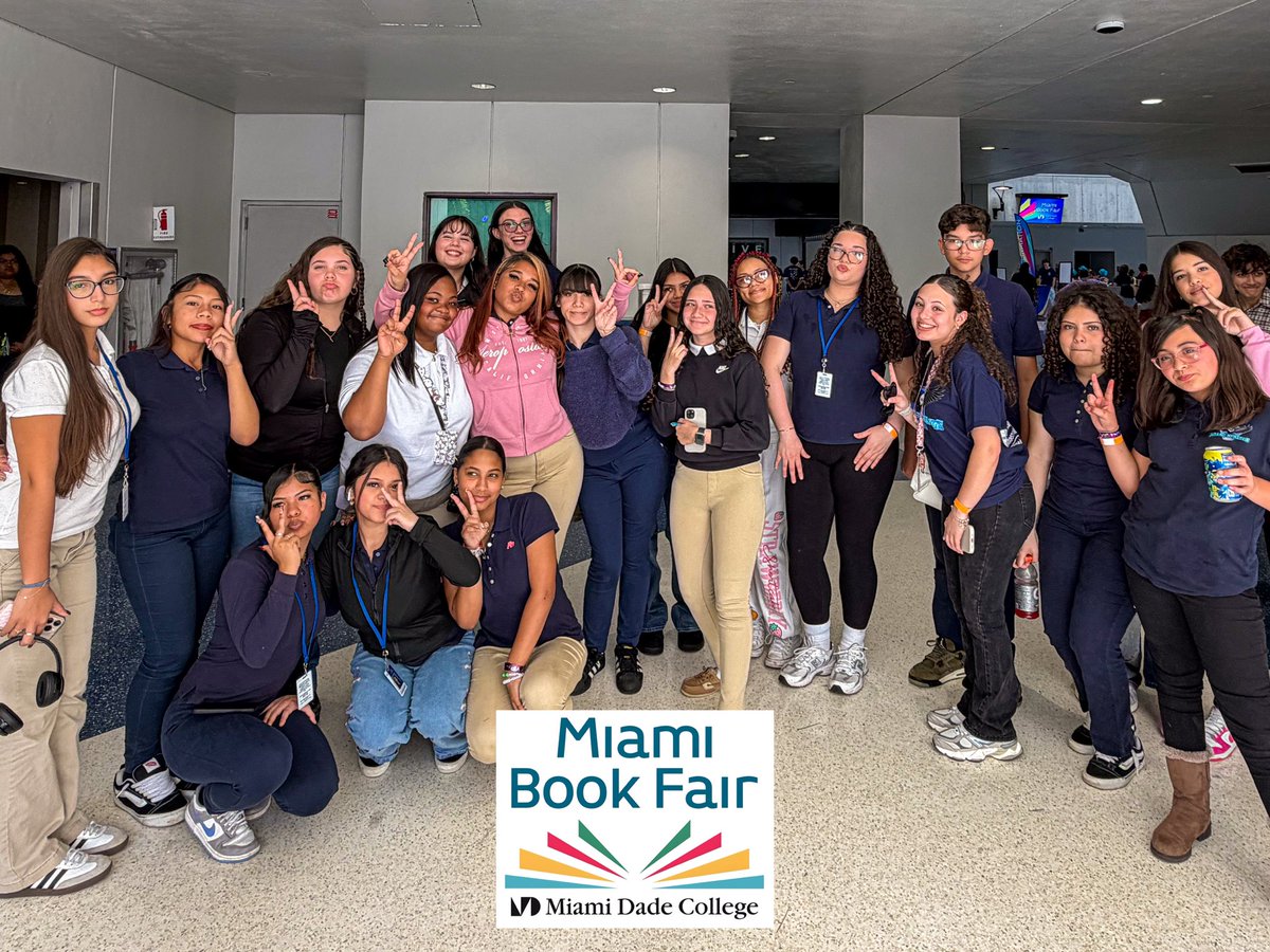 MSMSEagles's tweet image. 📚✨Our Future Educators of America members visited @MiamiBookFair to explore new reads, get inspired &amp;amp; celebrate the love of literacy!💡🍎

#YourBestChoiceMDCPS
#EaglePride 🦅 #FFEA #MiamiBookFair 

@MDCPS @SuptDotres @MDCPSCentral @MsSwainCRO @MDCPS_ELA