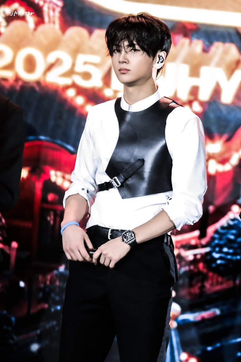 420JAYStar's tweet photo. 251122

#JAY #ENHYPEN_JAY 
#종성 #박종성
#제이 #엔하이픈
#ジェイ #エンハイプン https://t.co/DZIpmty22I