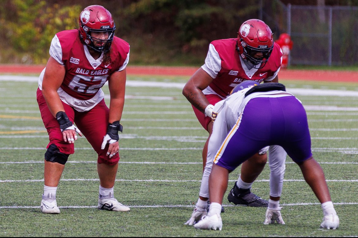 logankeller65's tweet image. Officially in the transfer portal with 2 years of eligibility left!
OG - 6’5” - 315lbs
17 games started
3.5 GPA
2 years of eligibility