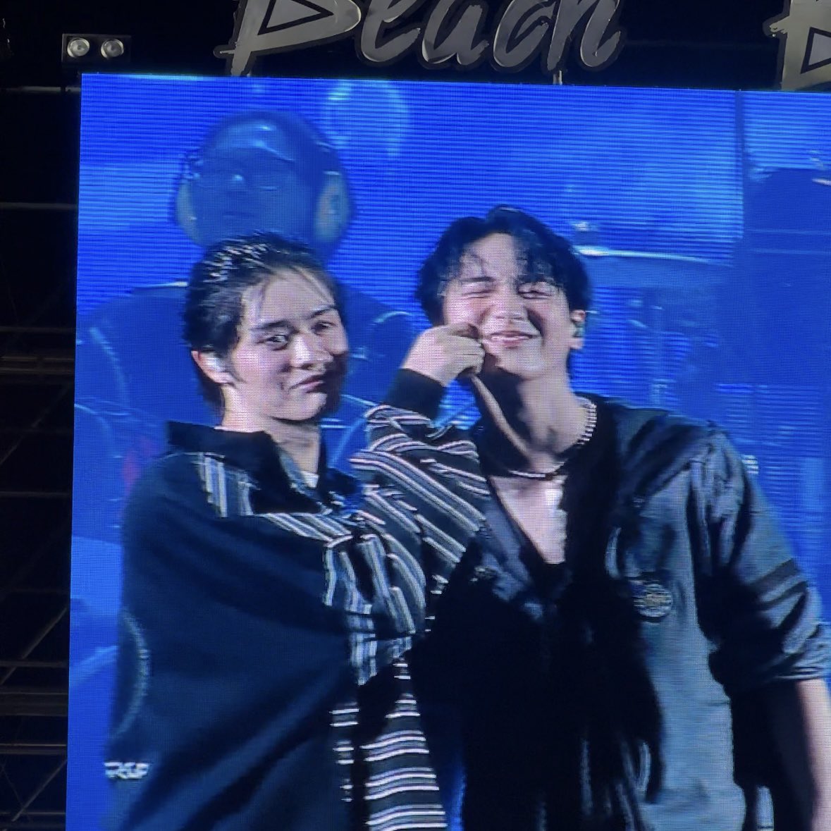 kwamsukkhongmt's tweet image. บีชแก้มม รักกันยังงง?-?

— #TadATLAS #NiceATLAS ♡◞˚
⋆𐙚₊˚ #BEACHBOYS2025xATLAS .ᐟ ˚˖𓍢ִ໋
 #ATLASth #ATLAS_th