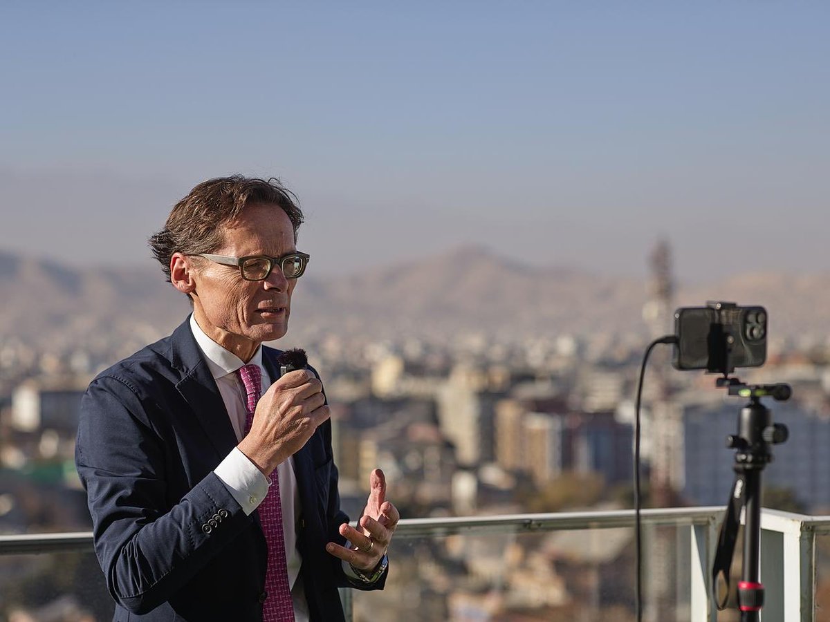 Roger Köppel tweet media