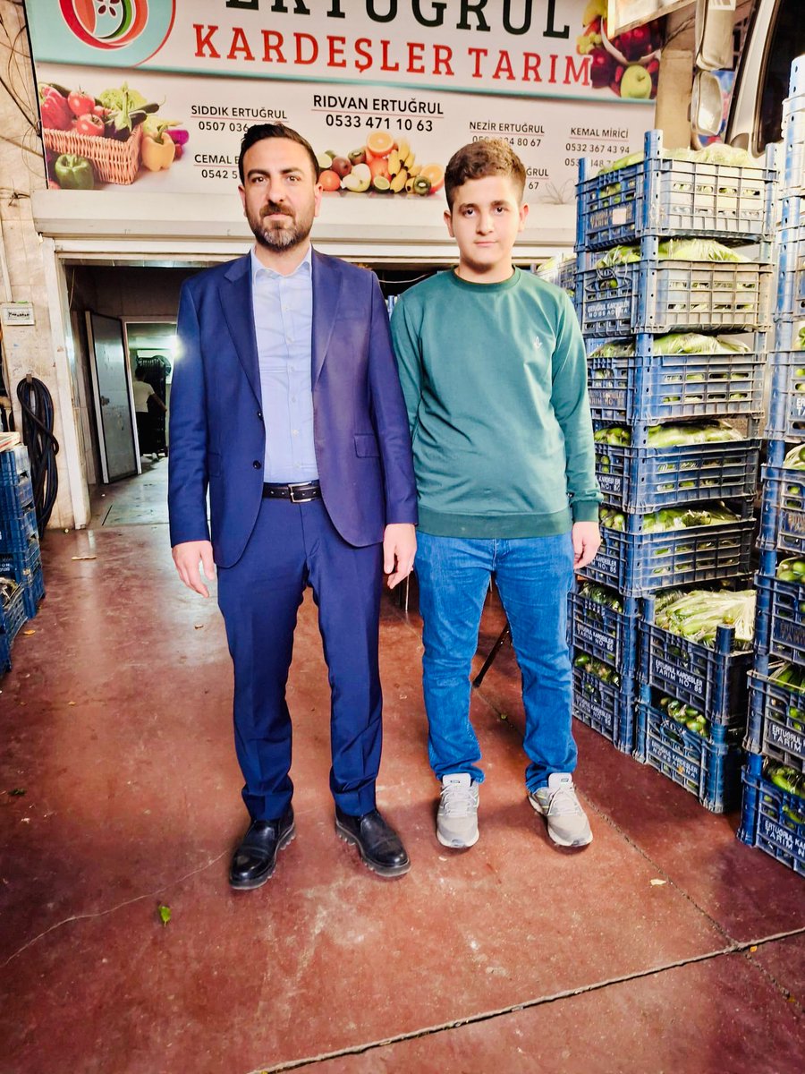 📍 ziyaret

Önceki dönem İl Yönetiminde birlikte görev yaptığımız, kıymetli dava arkadaşımız Nezir Ertuğrul’u iş yerinde ziyaret ederek hem hasbihal ettik hem de çalışmalarımıza dair güzel bir istişare gerçekleştirdik.

Birlikte görev yaptığımız dönemden bu yana ortaya koyduğu