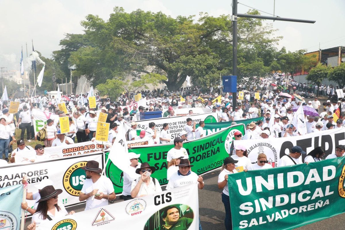 UnidadSindical_'s tweet image. La Unidad Sindical Salvadoreña continúa fortaleciendo esa lucha histórica con propuestas claras en favor de los trabajadores y trabajadoras de nuestro país.