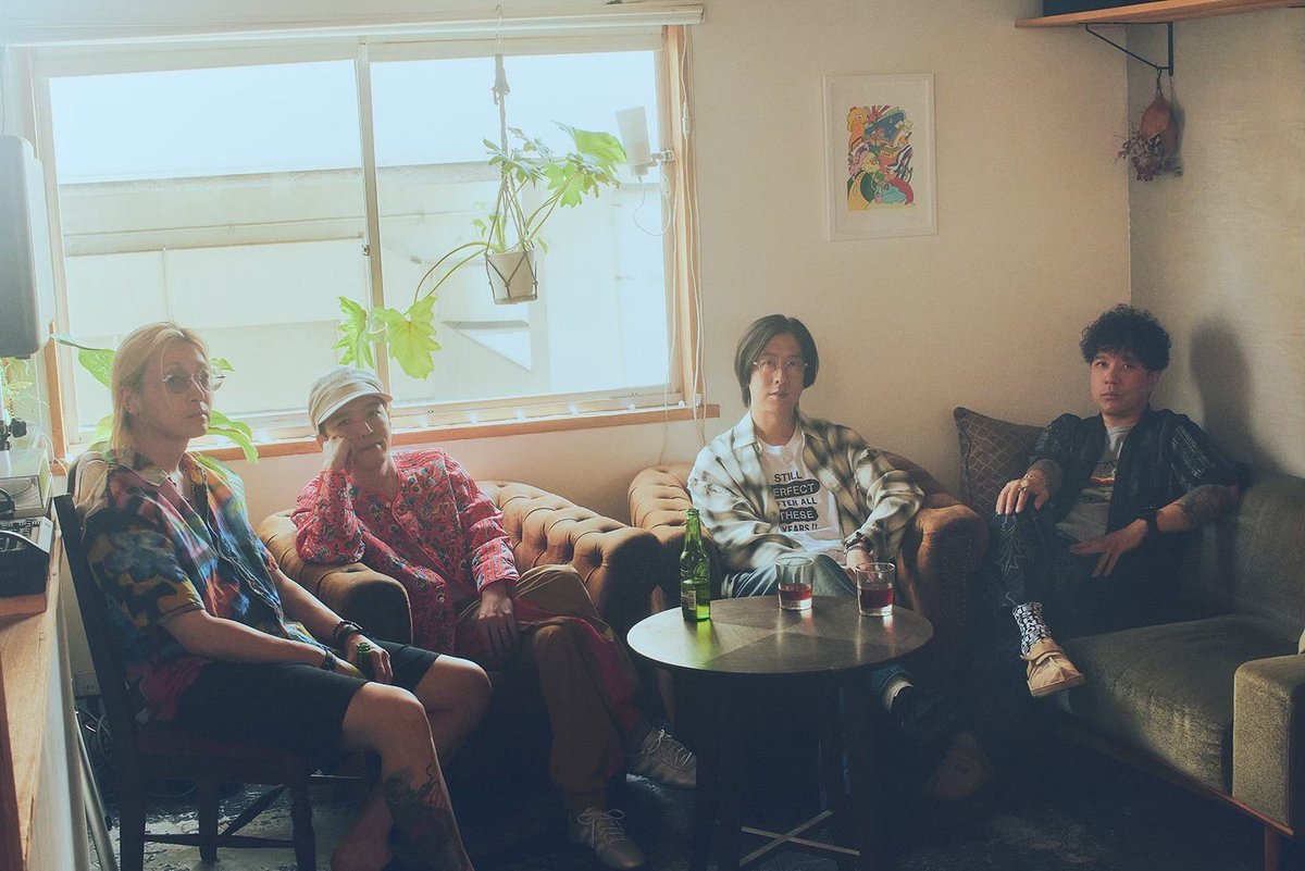 #ストレイテナー
Sad And Beautiful Symphony
NHK大阪ホール

美しい影
そのものが音楽に

切ない想い出なんて
数えるほどしかなくても
その時の小さな記憶が
増幅される様な音に😭