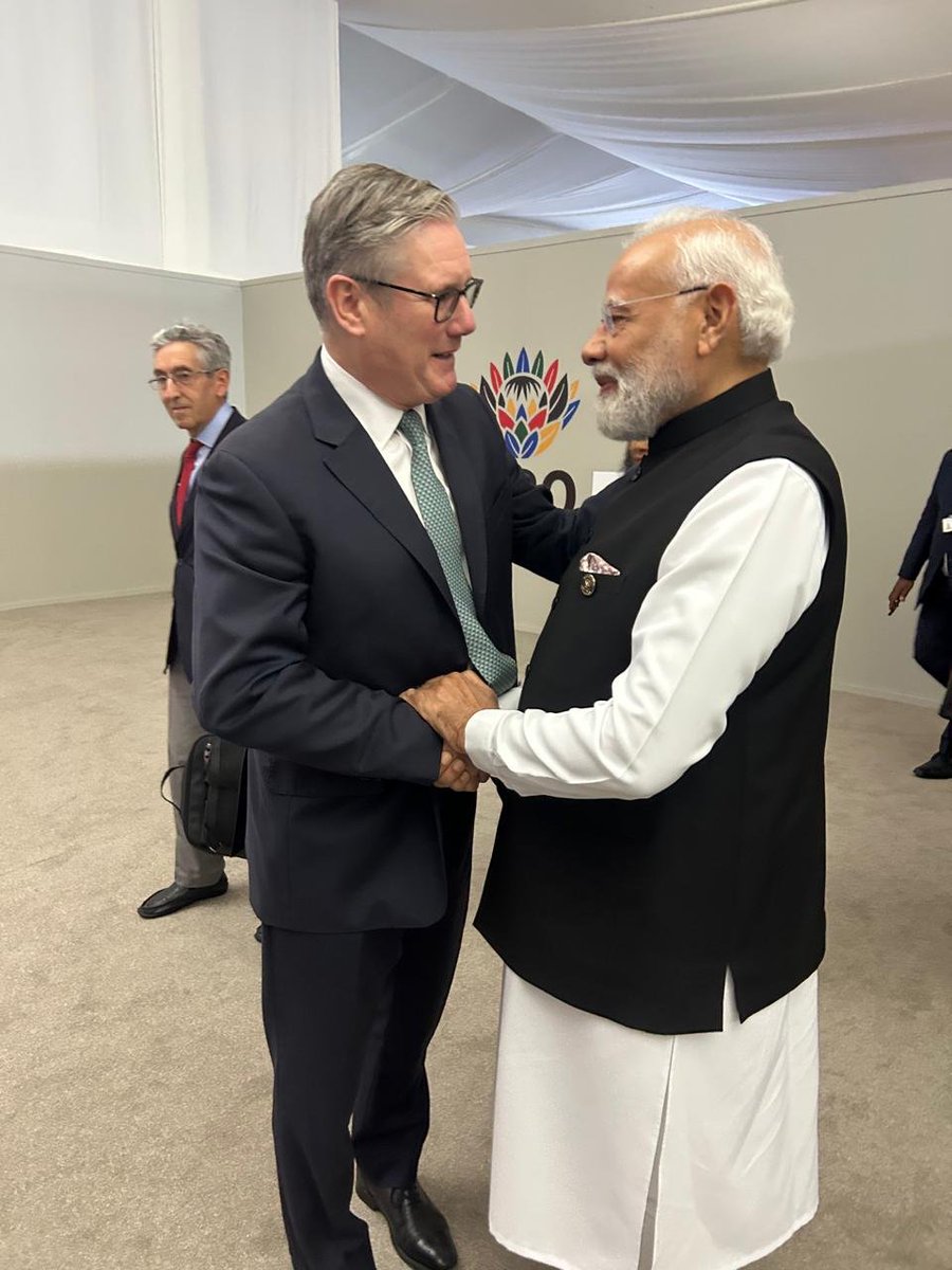 BaghelAzadsingh's tweet image. PM Modi met the UK Prime Minister in Johannesburg.

The India–UK partnership continues to gain new momentum, strengthening collaboration across multiple sectors. 🇮🇳🇬🇧