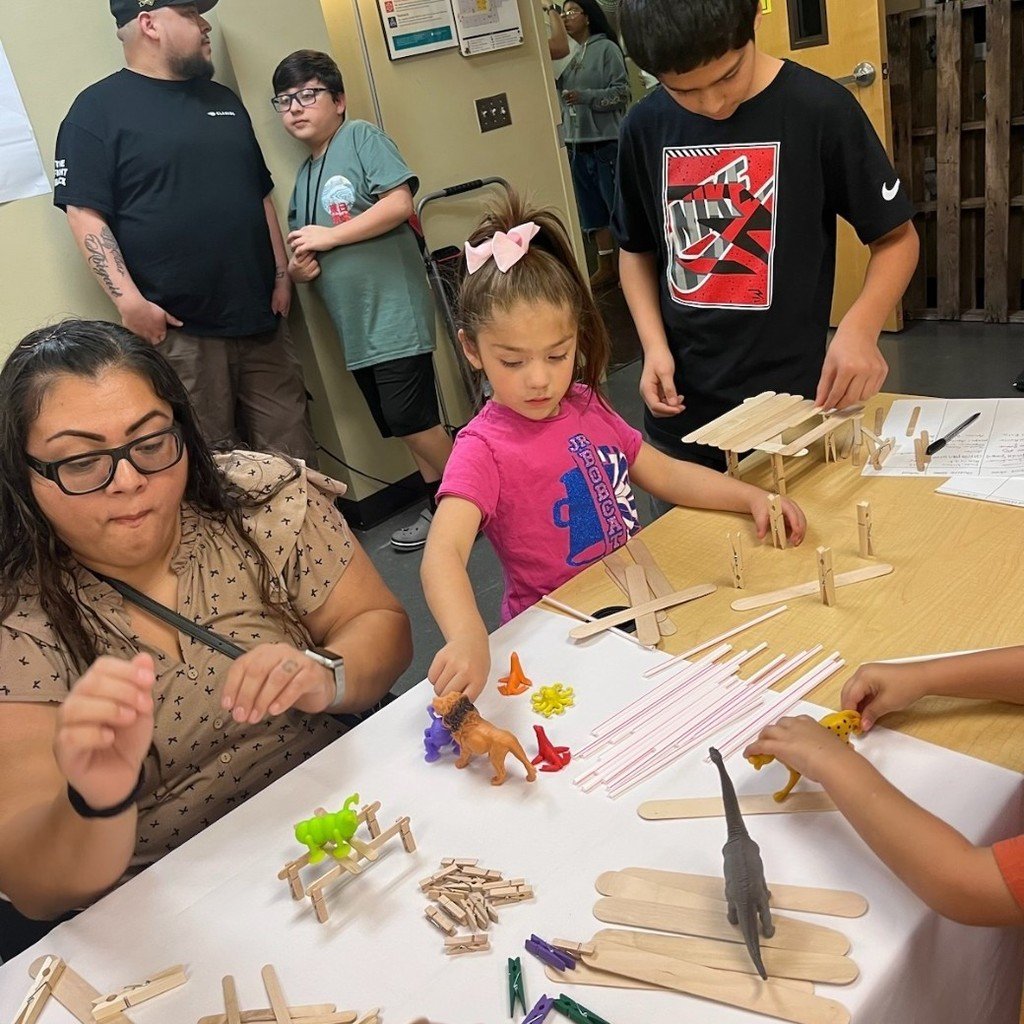 swisd_hcsa's tweet image. Fall STEM extravaganza was amazing! Thank you to our club sponsors for your participation in this event and all you do for our students!

#SWISDHEROS #RootedHiddenCove #RootedSWISD