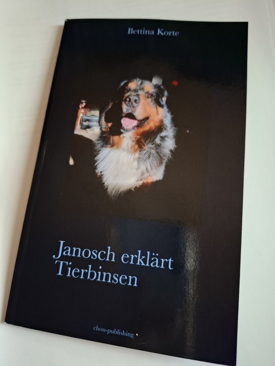 #twitterrudel
Kennt ihr das schon?
Ist brandneu beim großen A zu bekommen und erklärt auf liebevolle Weise viele Sprichwörter rund um unsere Lieblinge. Und das Highlight sind Bilder von unserem Freund <a href="/JanoschAufmSofa/">Janosch, Minister für Sofaangelegenheiten 🏅</a> auf jeder Seite zu einem Sprichwort! 🥰🥰🥰
Ein echtes Muß! 🙏🏻