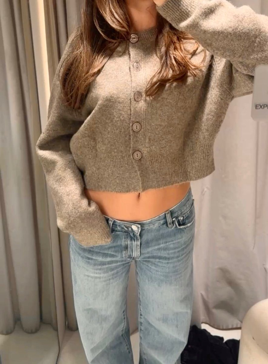 cardy cardigan tweet media