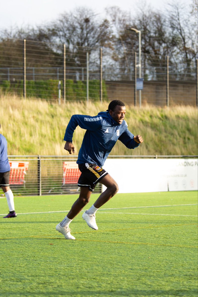 burngreaveutdfc's tweet image. Warm up in full flow!