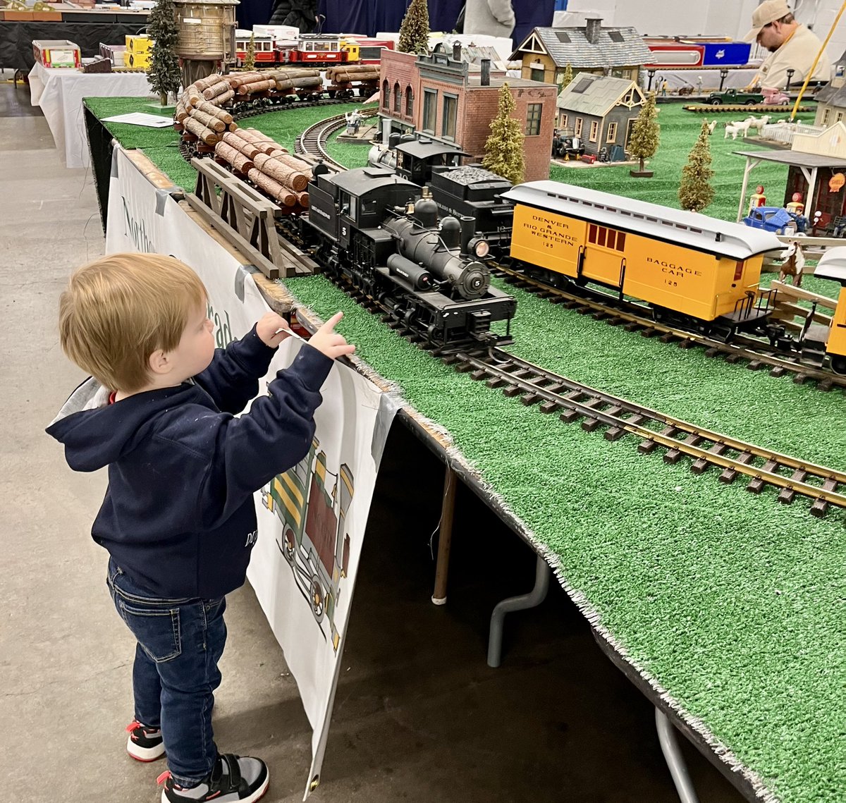 RkyMtnTrainShow's tweet image. One week from today! 🚂 We can’t wait to see you all soon. Don’t forget to get your tickets in advance online and we have free parking! RockyMountainTrainShow.com