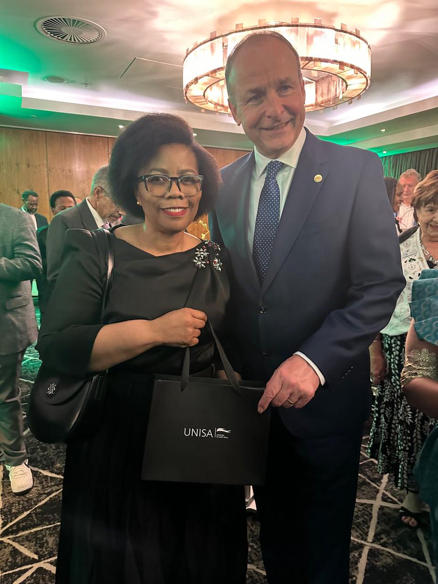 Unisa tweet media