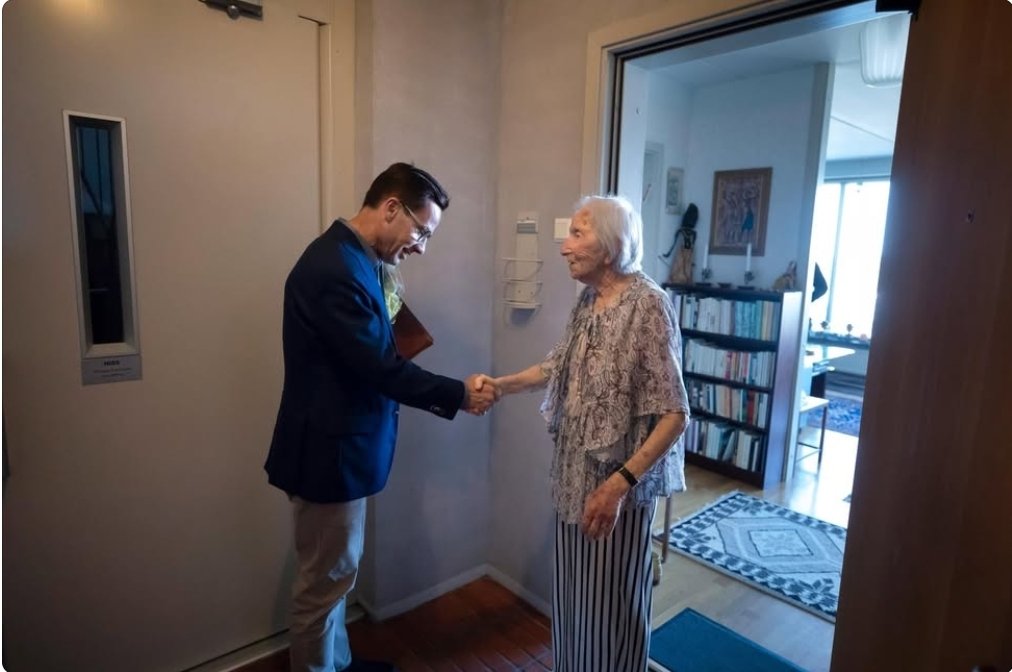 <a href="/moderatkarlsson/">Mattias Karlsson</a> Idag besöker Högerpopulisten Kristersson Sd s "landsdagar"allt går enligt plan.