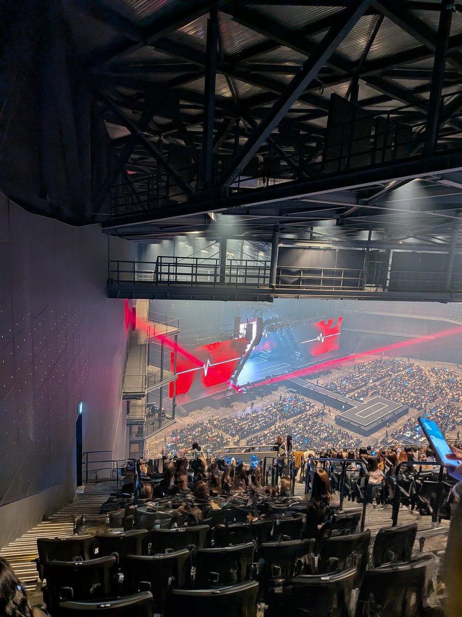 yukiyutasho's tweet image. TREASURE最高💎
Kアリーナに初めて行ったけどLevel7のしかも1番後ろでw
でも、めちゃくちゃ楽しかった！明日ノド大丈夫か？？ってぐらい騒いできました。お疲れ様でした！