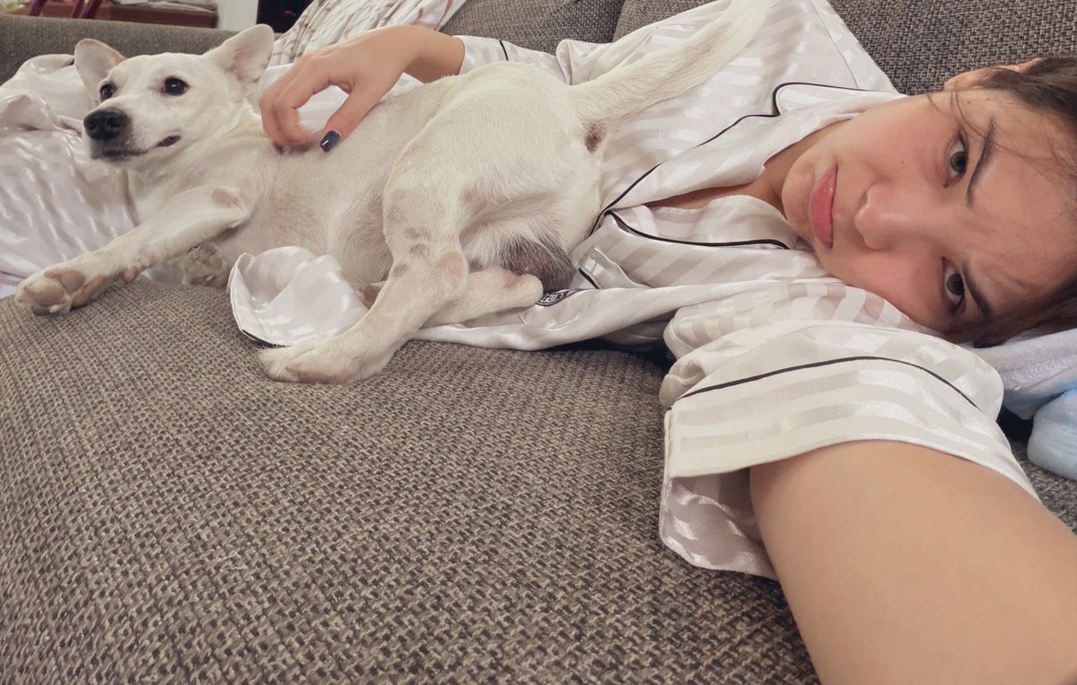 sonyasarann's tweet photo. เสริฟความสดใสก่อนนอนกันดีกว่าค่า55555555555555 https://t.co/qrnmZrUu1B