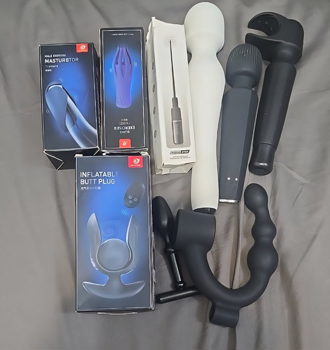 今天被一個身材不錯的爽約了
主動來找我約控射
從下午改到晚上 已讀未回
明天舉辦生日趴，可以來玩！
需要肌肉來幫我暖壽！