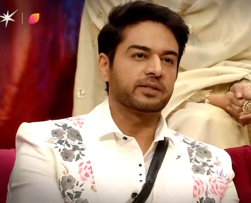 real_khabri_1's tweet photo. Ranking Poll of Week 13

Like &amp; Retweet if you're supporting #GauravKhanna in #BiggBoss19 house.

(Only Likes &amp; Retweets will count)
7 Pm to 7 Pm (24 hours) 

#BB19
#SalmanKhan https://t.co/a6l4Bafee8