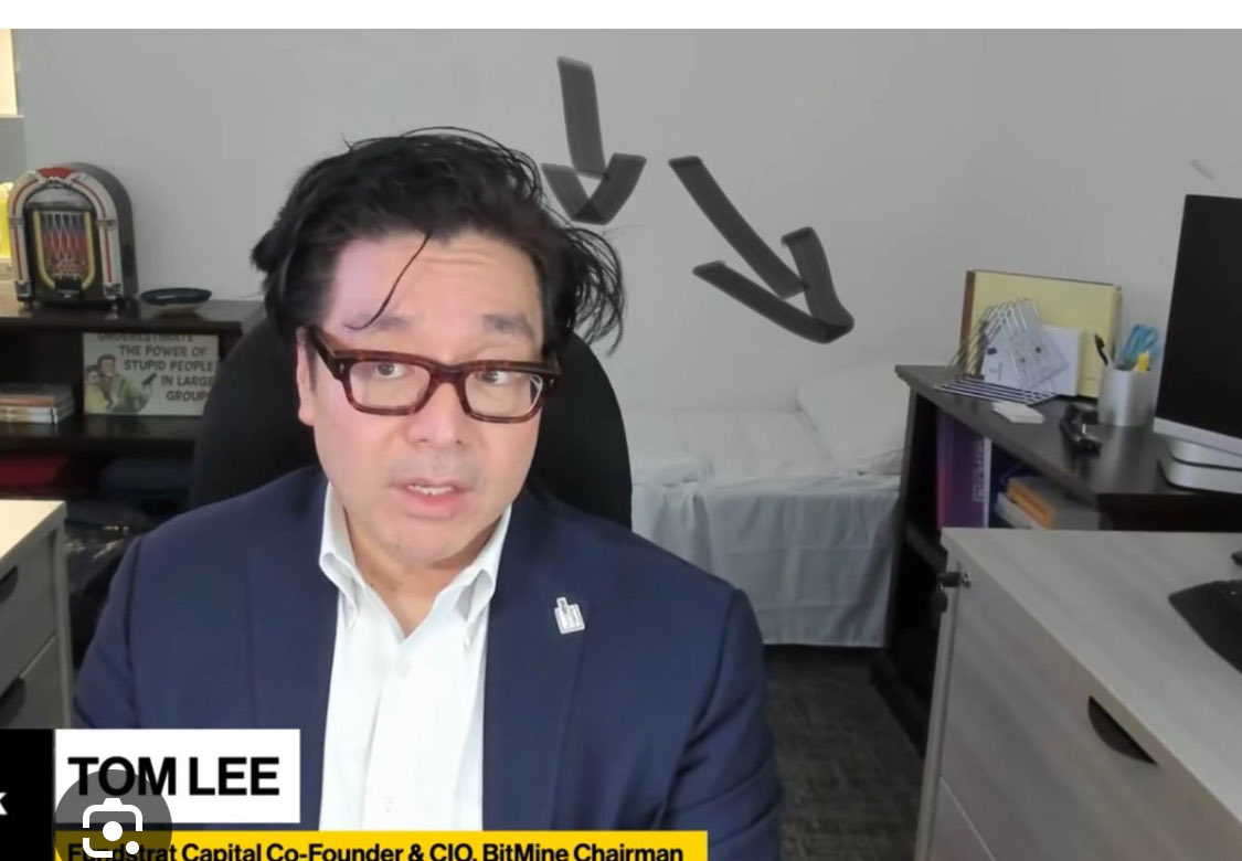 $BMNR $ETH What could go wrong if the entire thesis of BMNR is that Tom Lee said so and he’s got a bed in his office, so he must be working so hard? Dude is Cathie Wood of 2022 and he has created generational bag holders for years.