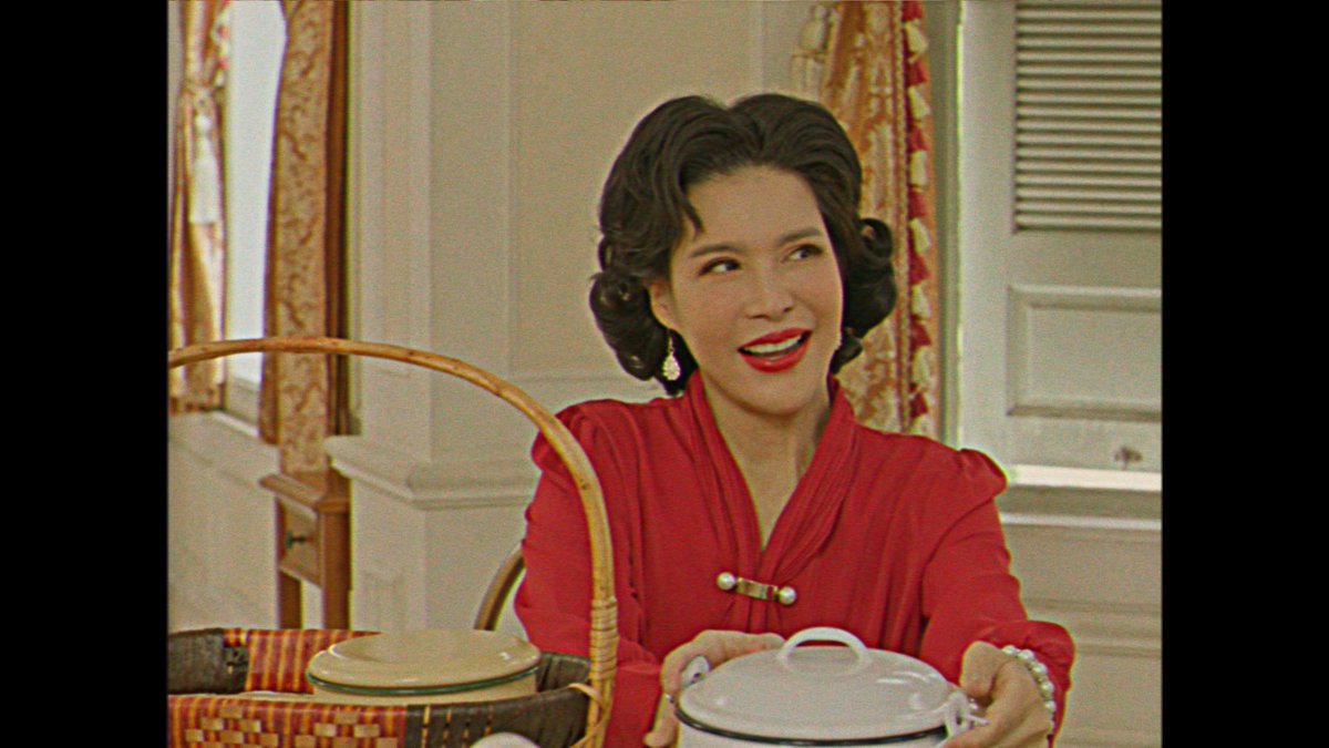 yaieah's tweet image. อีแกงยากๆเนี่ย ชื่อแกงรัญจวนนะ
น้องในทีมบอกอยากกิน ก็อะเดี๋ยวทำให้เองจะได้กินกันตอนถ่ายเสร็จ ไอ้เราก็ทำจนกลิ่นหอมไปสามบ้านแปดบ้าน คนก็รอกินกัน  ตอนถ่ายเสร็จนี่ก็บอกว่าให้เอาไปไว้ที่สวัสดิการ พักจะได้อุ่นกิน ปรากฎน้องมันเอาไปทิ้ง นอยมากขอร้อง 55555 อดทุกคนสรุป
 #MeAndTheeSeriesEP2