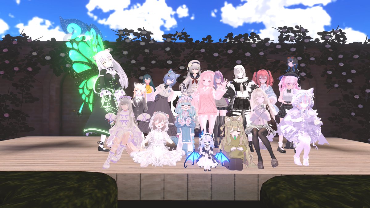 shirayuriyurise's tweet image. 今日の百合喫茶☕
おにゅ～アバターの店長がかわいい。
#Gate_to_lily