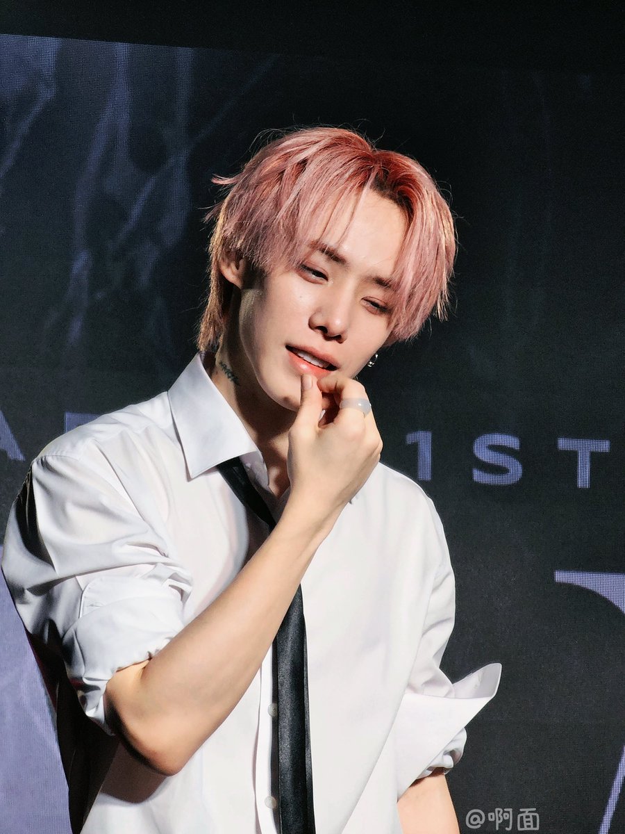 naooooodonggggg's tweet image. 진우야🫳🫳🫳

#젠 #XEN
#OX_N #오엑스엔 #オーエックスエン
#OMEGA_X #오메가엑스 #オメガエックス #SWAY