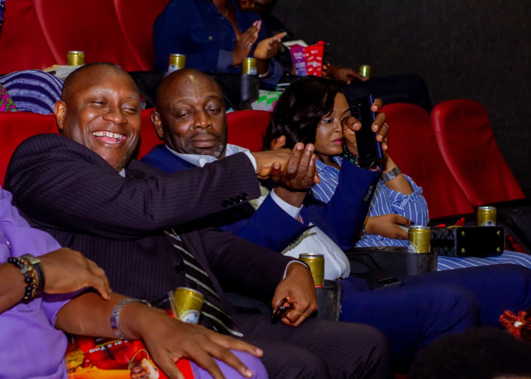 Manny👽 tweet media