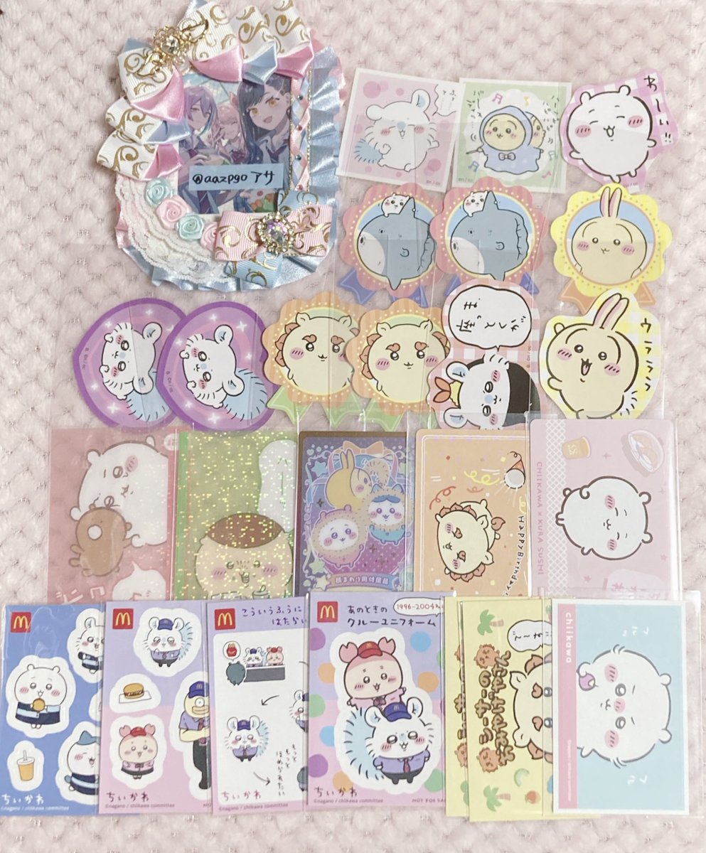 aazpgo's tweet image. 【交換】ちいかわ

譲：ちいかわ うさぎ ラッコ モモンガ くりまんじゅう 古本屋

求：同異種 モモンガ＞ハチワレ、シーサー＞リトリン記載異種ジャンルキャラ誰でも検討

ココスは3弾のみ行けてないので3弾の特典求めてます。
キャラパキ、ホテルキーホルダー、クリアカードのみ同種希望です。