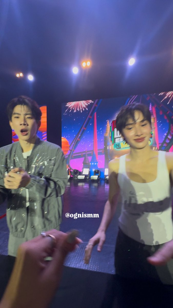 me               vs.         their reaction 🤣

gun: 👀 
off: 😲

#PEBACAConcertinManila #Offgun #OffJumpol #GunAtthaphan