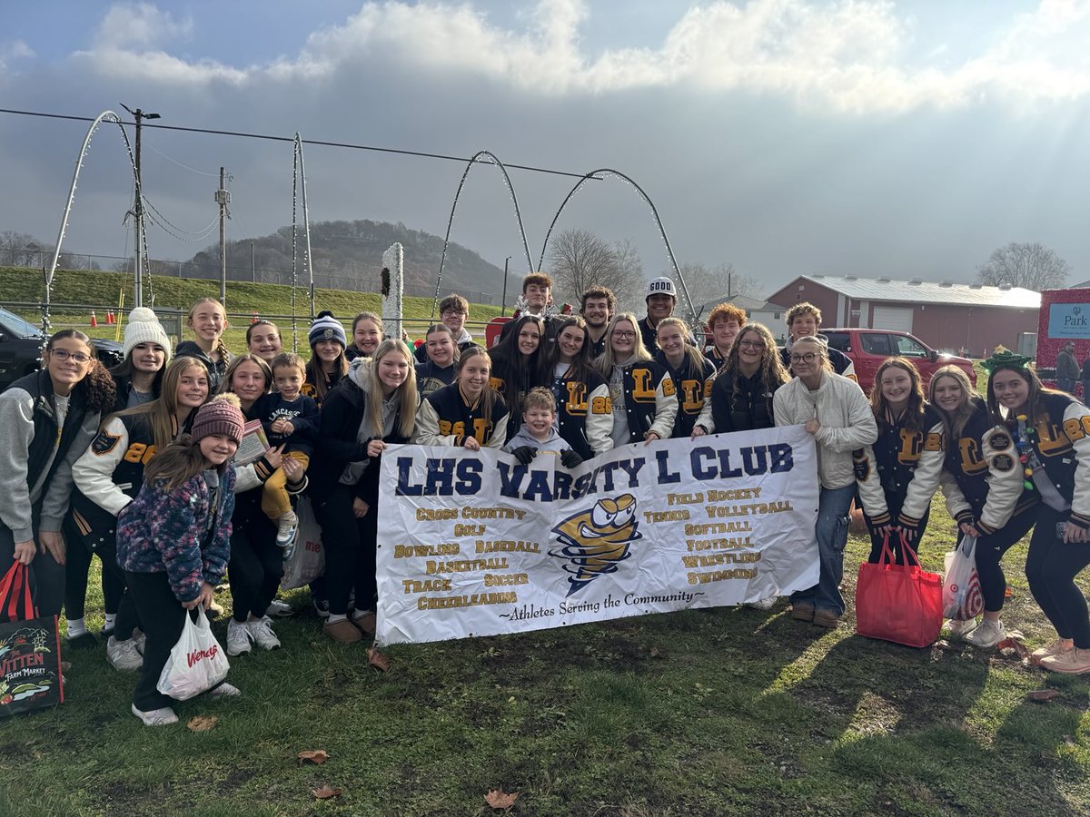Student athletes giving back to the community for the holiday parade.  ⁦<a href="/LHSGalesOffice/">Mr. Burre</a>⁩ ⁦<a href="/lancastergales/">LancasterGales</a>⁩ ⁦<a href="/LCSGales/">Lancaster City Schools</a>⁩