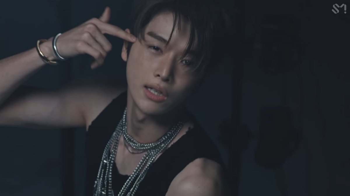 jsc_pics's tweet image. sungchan from &apos;fame&apos; mv teaser