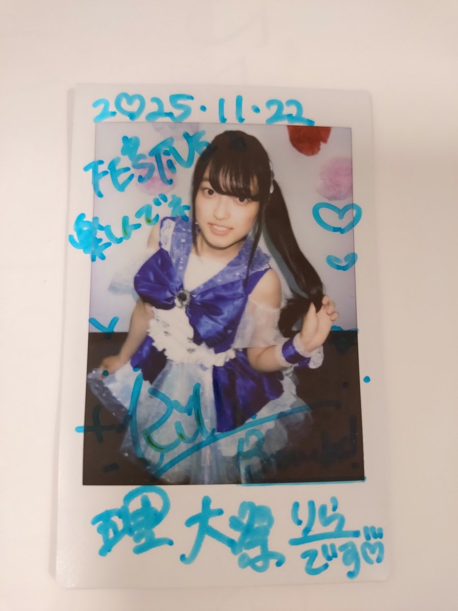 Bombs!のりらさん えこさんとのはなさんのチェキを撮ると判ったら私も