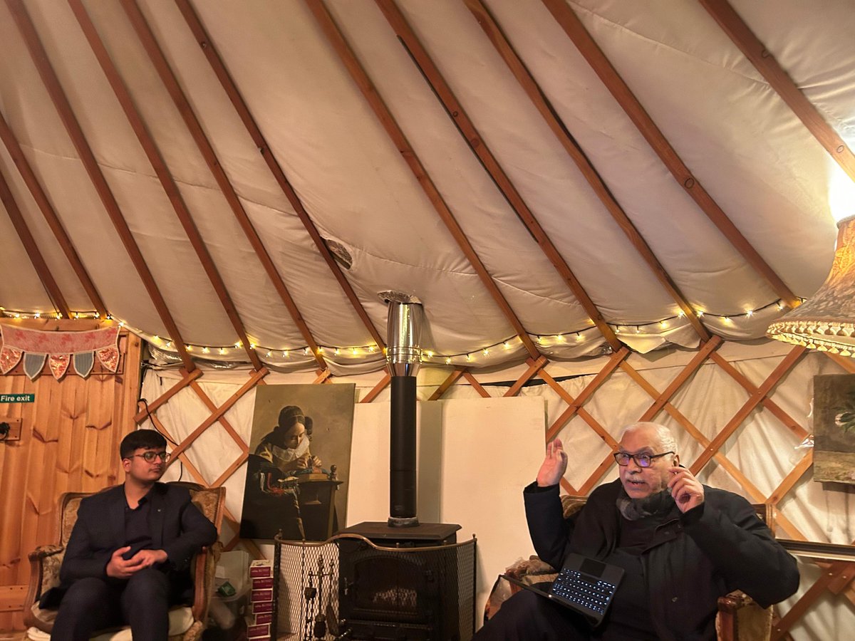 An evening of profound insights with <a href="/DrSYQuraishi/">Dr. S.Y. Quraishi</a> at <a href="/QMUL/">Queen Mary University of London</a> on India's democratic future &amp; his latest book "Democracy's Heartland." The room was spellbound as every word resonated with wisdom, grace, and conviction.

<a href="/swatichopra1/">Swati Chopra</a>