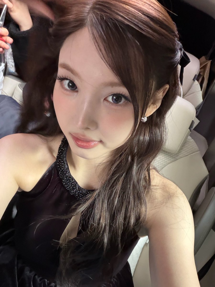 nyrated's tweet photo. [251123] 🧸🫧 https://t.co/38i8TX1wiC