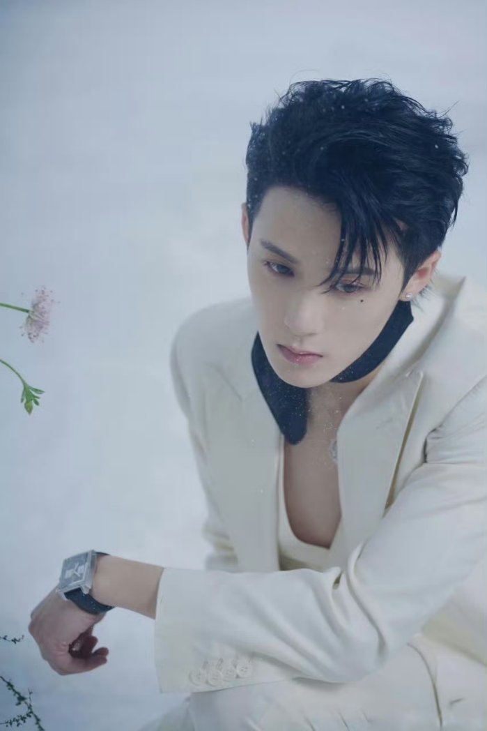 YongyeeVerse's tweet image. Like a charm prince,
Like a princess 💛

#TanJianci
#檀健次