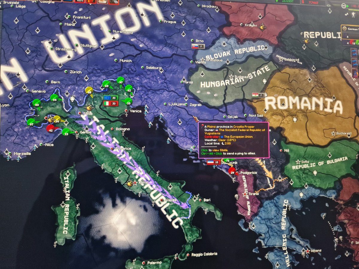 GunterFehlinger's tweet image. The fire is raising