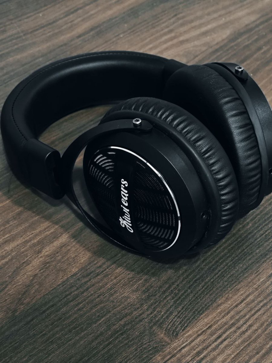 TechWhirlUlt's tweet image. I have received several DMs regarding these topics, and since it&apos;s difficult to respond to all of them individually, I&apos;m answering everything in this thread. 

[Thumbnail is just random product shots, unrelated]

I have answered 20 questions in this thread.