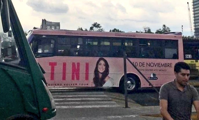 solziapic's tweet photo. Siempre tini fue primera https://t.co/X4BxCdIQLi