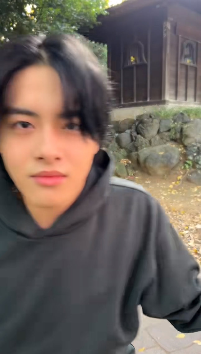 bi________luv's tweet image. オモローに真剣に取り組んだ結果崩れるどころか、なお際立つ造形の整いようと瞬間的に伝わる男前オーラ、何事⁉️⁉️⁉️⁉️⁉️⁉️⁉️⁉️⁉️

#TOBE_ISSEI