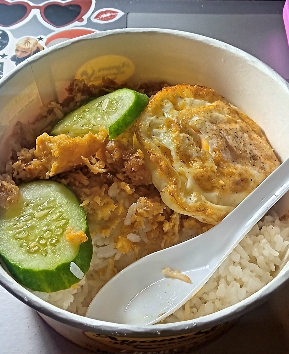 zazi gap²⁵ tweet media