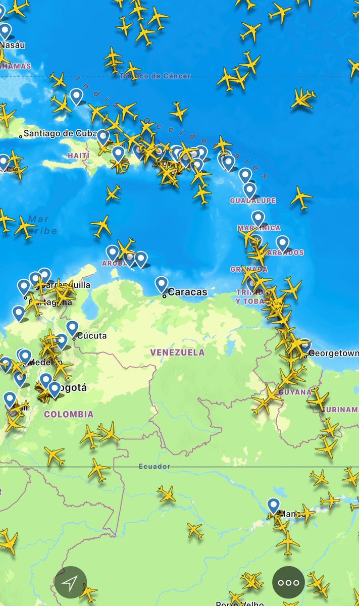 KevinNegocios's tweet image. Alguien dijo:

El que pase por Venezuela es gay.