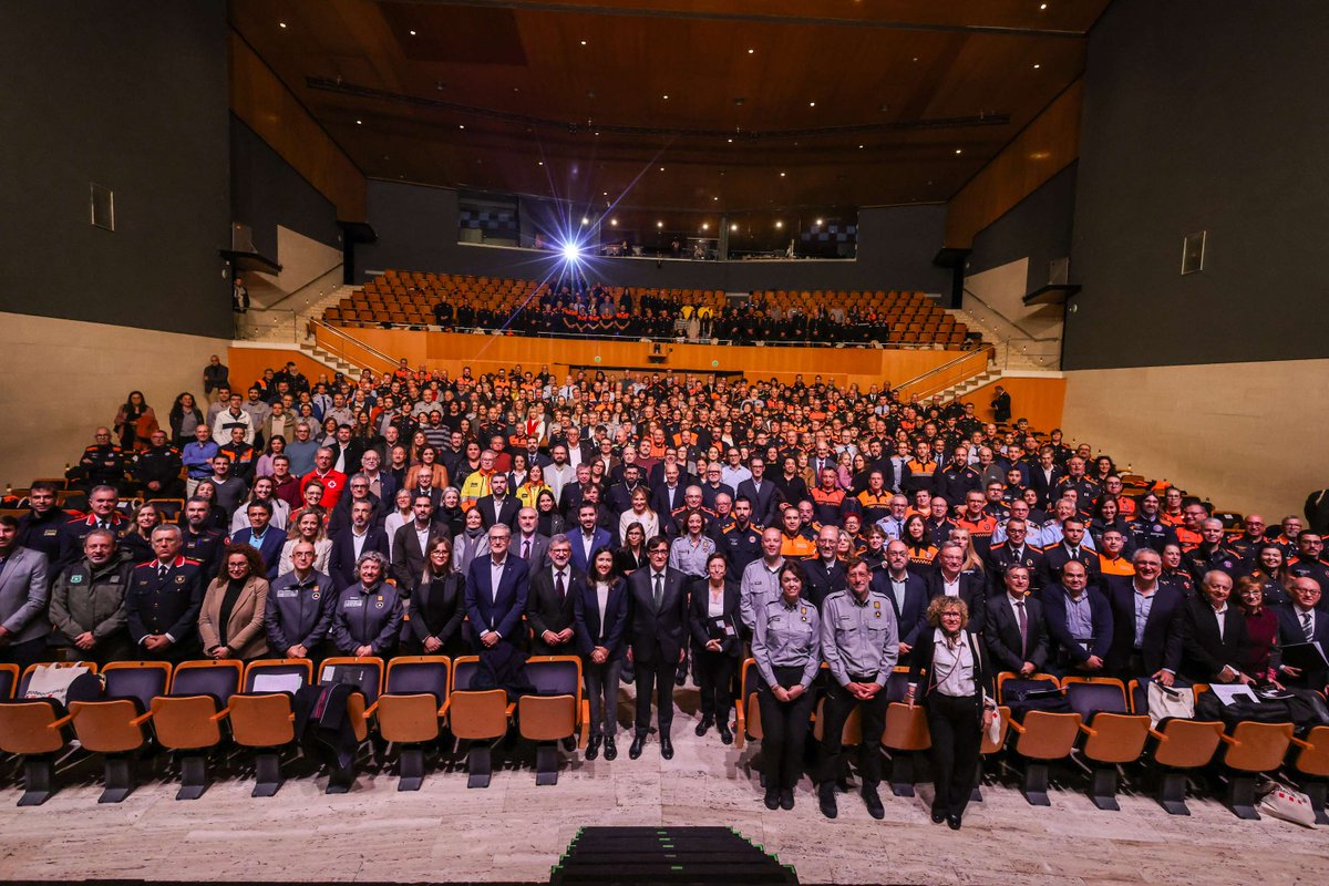 Aquest matí hem celebrat el Dia de la #ProteccióCivil de Catalunya 2025 a l'Auditori <a href="/ajsantcugat/">Aj. Sant Cugat</a> amb la voluntat de fer un reconeixement a totes les persones i organitzacions que treballen per millorar la gestió de les emergències al nostre país

#DiaPC25