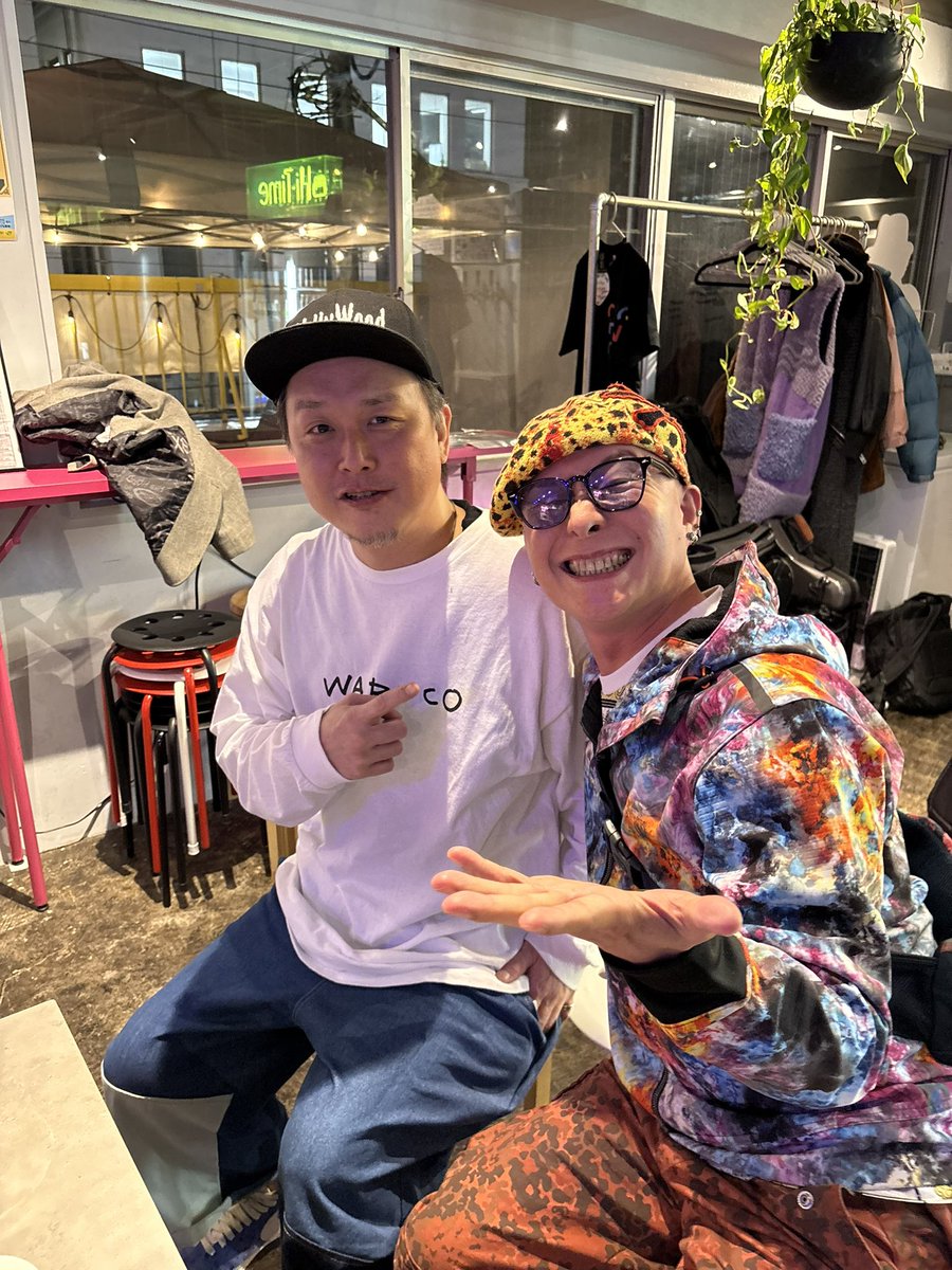 rappaatsushi's tweet image. あー楽しかった！
今のホーンインスト業界のパイオニアとお話出来て感じる事たくさんあったなー
ありがたや！