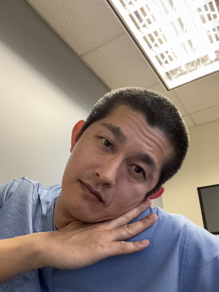 TsukiokaYusuke's tweet image. クリスマスまであと一ヶ月🌲❣️
私は右目だけ一重なのがずっと気になってるんですが、やはり外科的に治すしかありませんか？それとも保存的に治りますか？教えて頂ければありがたいです。