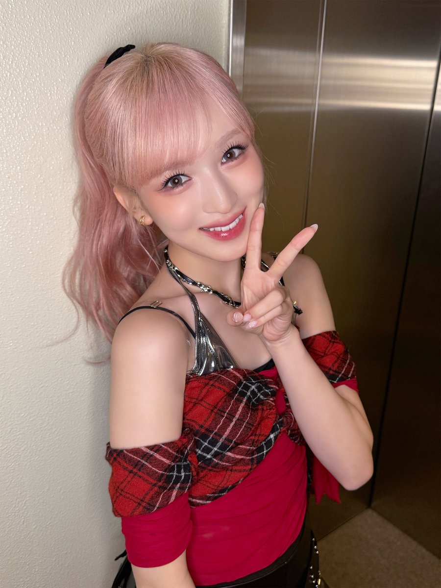 suzuhatenshi__'s tweet photo. 【ME:I 山本すずちゃん】を推薦します🙋🏻‍♀️
ふわふわとした可愛らしい見た目や話し方からは想像が出来ないくらいのかっこいいダンス💃♪や表情👀💋がとっても魅力的な女の子です☺️💓
ランウェイではたくさんの表情をして、お洋服を引き立たせてくれること間違いなしです❗️❗️❗️
#TGC出演希望 #マイナビTGC https://t.co/NIkerAv0nJ