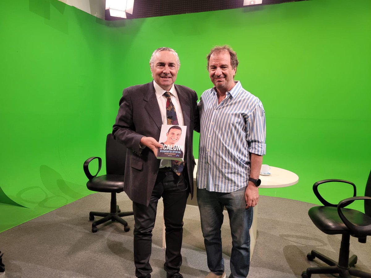 Este sábado charlamos con <a href="/diegoborinsky/">Diego Borinsky</a> , autor de la biografía autorizada de Lionel Scaloni. A las 16.30 hs en <a href="/U_Deportivo/">Universo Deportivo</a> , por <a href="/CanalMetro/">Canal Metro</a>   Gracias por venir al programa, Diego!