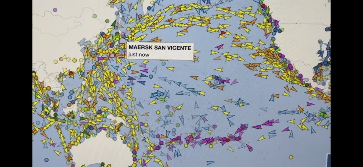 PaulSalopek's tweet image. Coming soon to a port near you: the latest @outofedenwalk dispatch about crossing the North Pacific on a gargantuan container ship, to begin walking the Americas. #seafarer #containership #maritime #migration