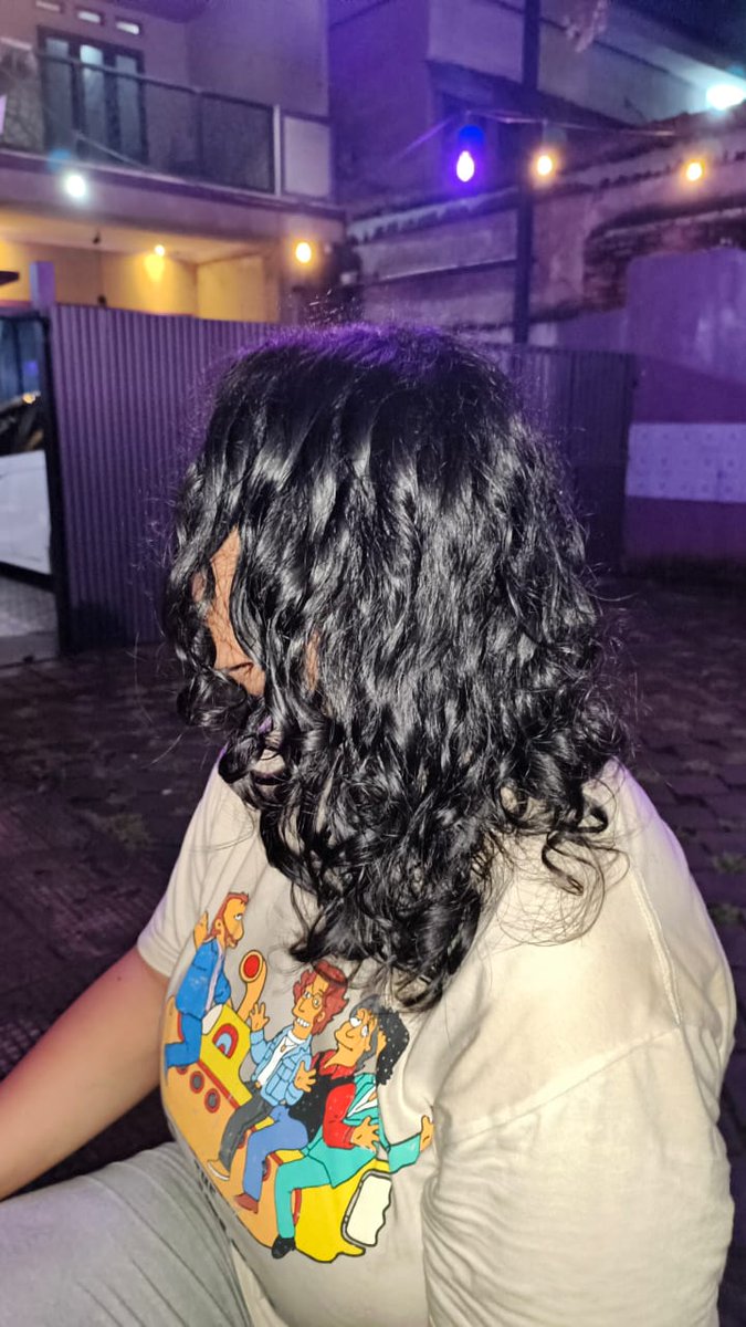 pagesofsalsa's tweet image. sasa dan rambut kitingnya