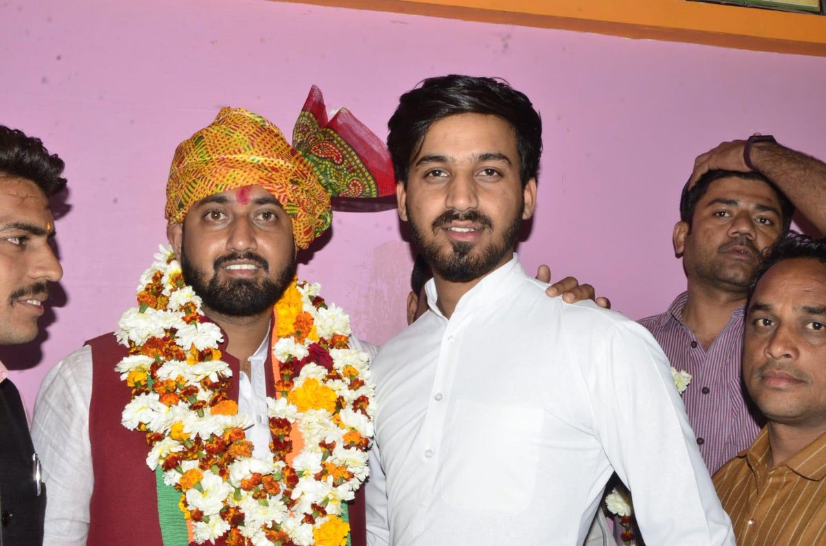 rakeshsingh1115's tweet image. प्रदेश अध्यक्ष जी 
@shyamtailorsjr