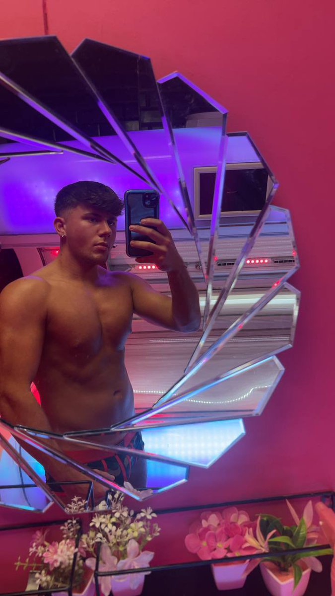 RLS05's tweet image. Whos wants draining from a real alpha💰🥵