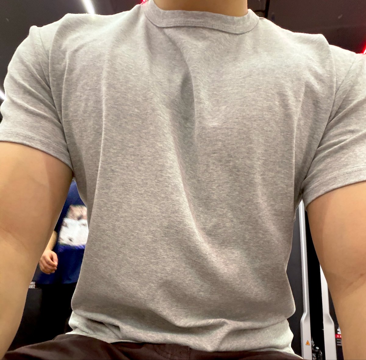 dadada02560867's tweet image. 练 #健身