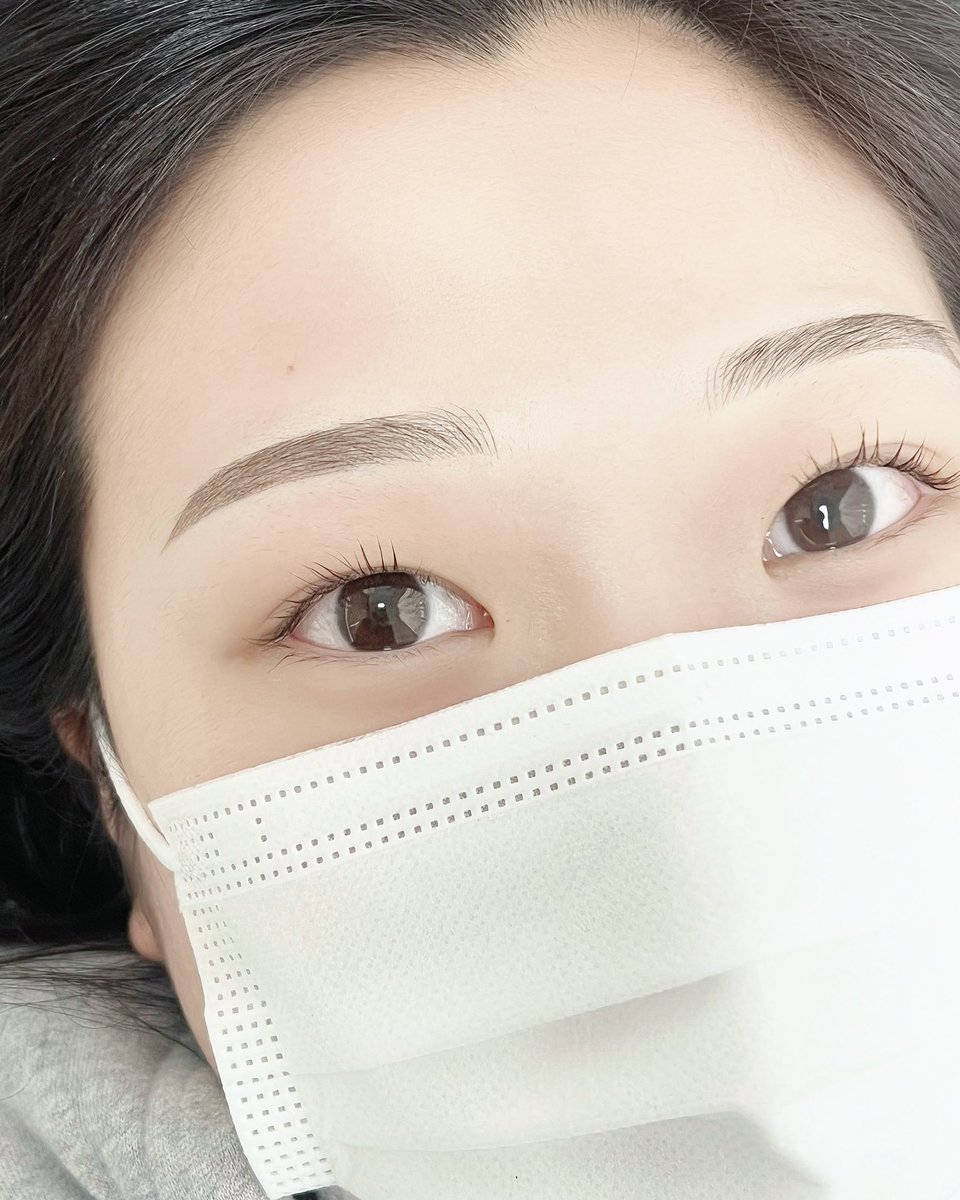jayu_artmake's tweet photo. ソフトな平行眉毛を自由アートメイクで実現します🩷

眉毛だけで変わる私の第一印象！
お好みのカラーとデザインで美しい眉毛をお届けします 🤍

🇯🇵[名古屋] 12/10 - 12/14
🇯🇵[東京] 12/15 - 12/22

   #眉毛アートメイク  #ヘアラインアート  #韓国アートメイク  #ヘアラインアートメイク  #韓国整形  #韓国ビューティー  #韓国化粧品  #韓国皮膚科